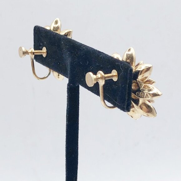 Vintage Purple Floral Screw Back Earrings + Bonus Brooch (Needs Repair) - Picture 13 of 14